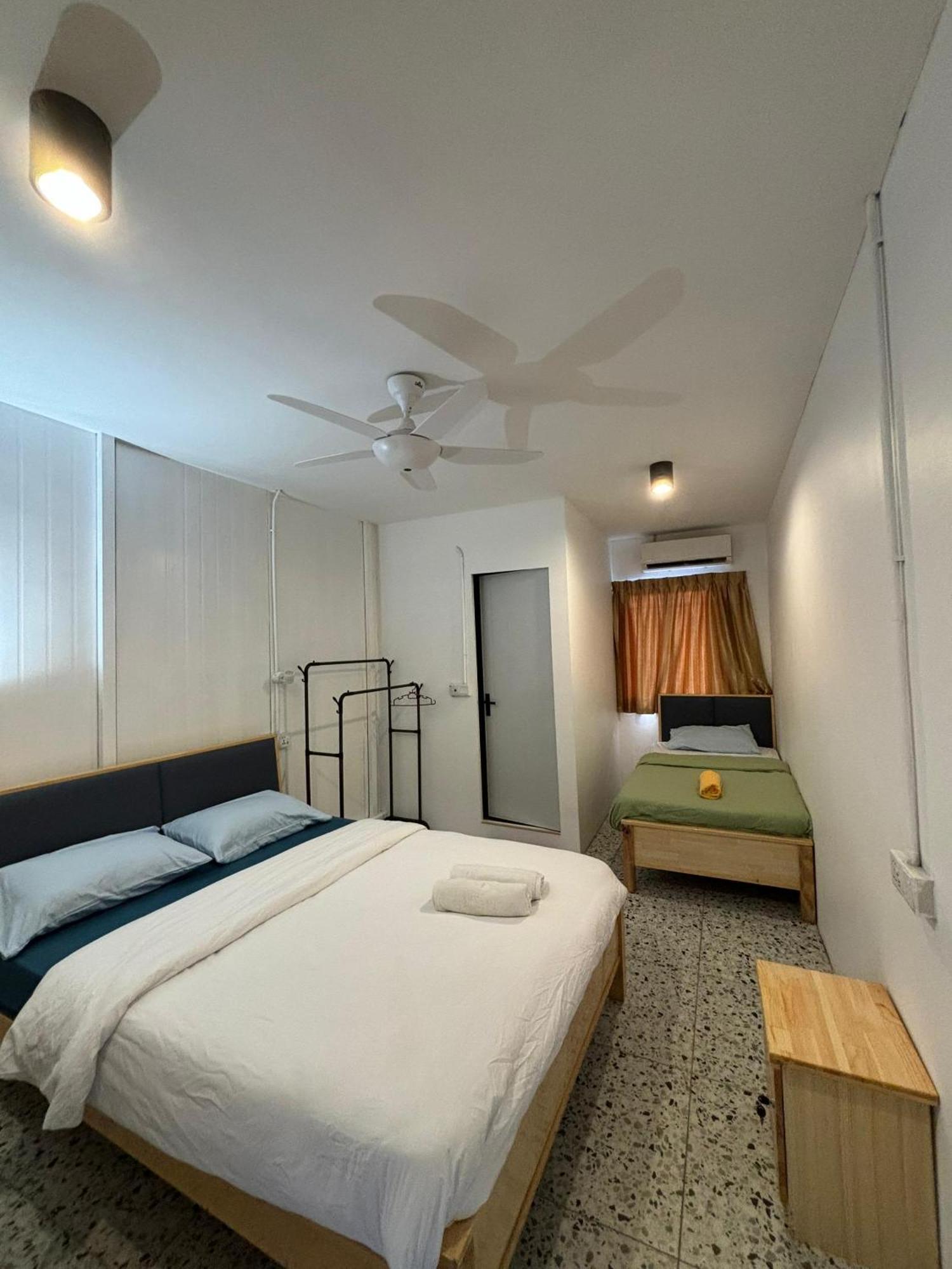 5 Minutes Airport Lodge Kampong Patagas Eksteriør bilde
